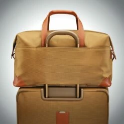 Hartmann Ratio Classic Deluxe 2 Weekend Duffel 9 Hartmann Ratio Classic Deluxe 2 Weekend Duffel -LEXINGTON LUGGAGE Sales 1209292016 Duffel Smart Sleeve