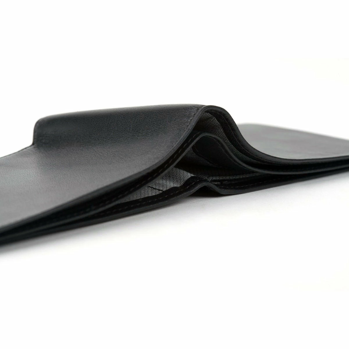 Bosca Nappa Vitello Credit Wallet W/ID Passcase 7 Bosca Nappa Vitello Credit Wallet W/ID Passcase - Image 5