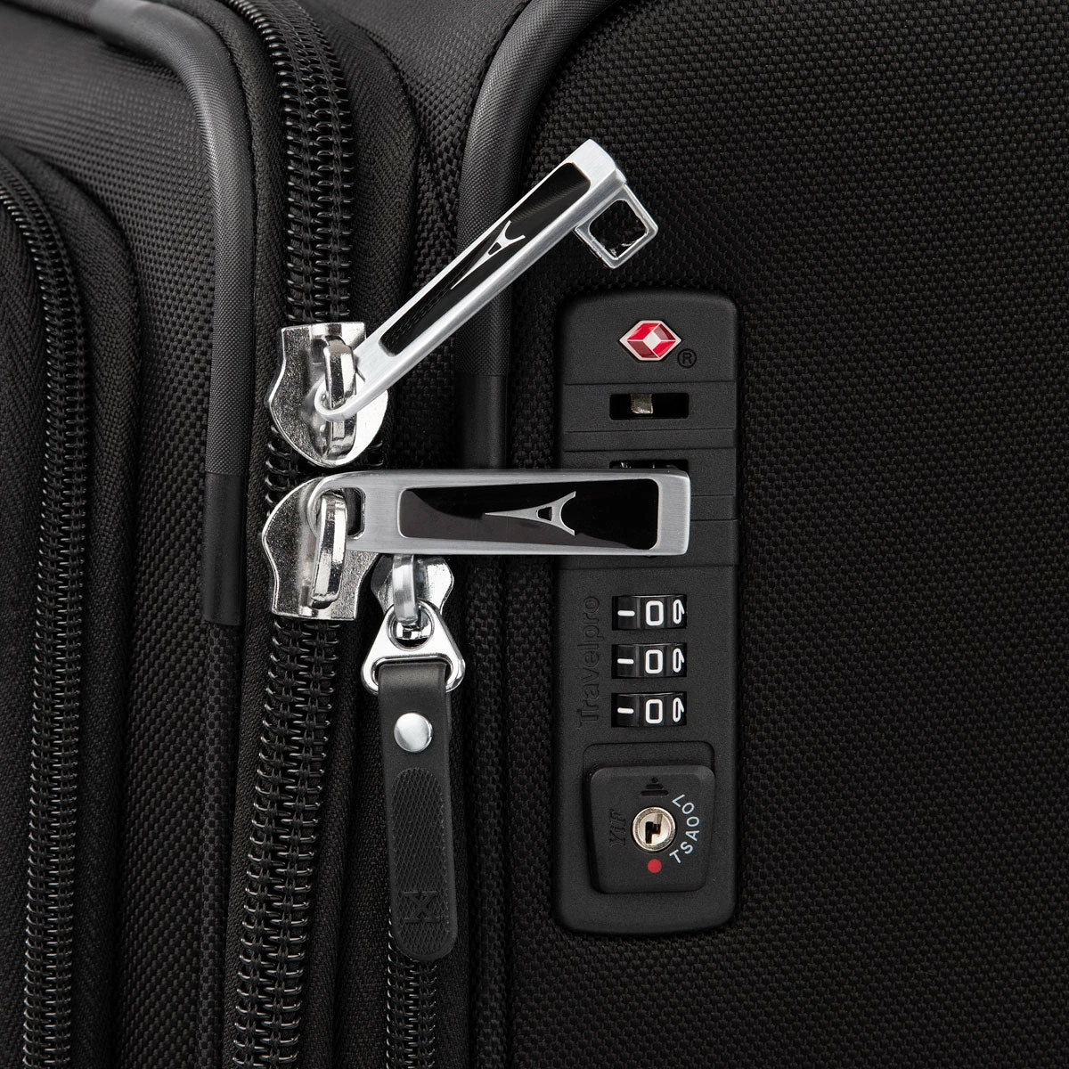 Travelpro Platinum Elite 29" Expandable Spinner 10 Travelpro Platinum Elite 29" Expandable Spinner - Image 8