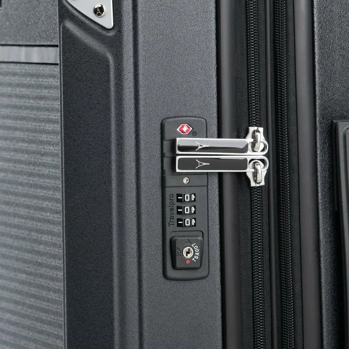 Travelpro Platinum Elite 21" Exp Hardside Carry On Spinner 10 Travelpro Platinum Elite 21" Exp Hardside Carry On Spinner - Image 8