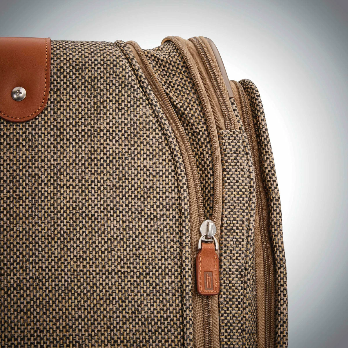 Hartmann Tweed Legend 31" Extended Journey Expandable Spinner 10 Hartmann Tweed Legend 31" Extended Journey Expandable Spinner - Image 8